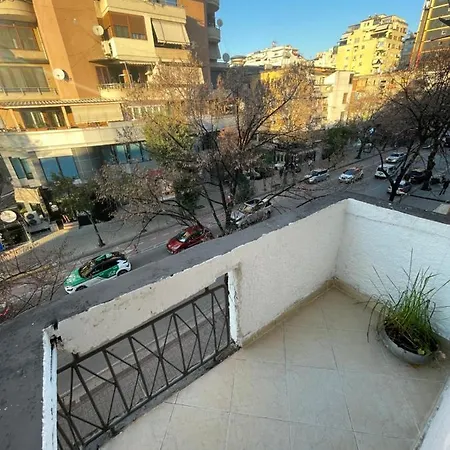 Lacasa-wilson Square * Tirana