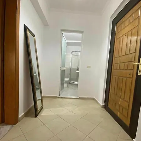 Lacasa-wilson Square Apartment *